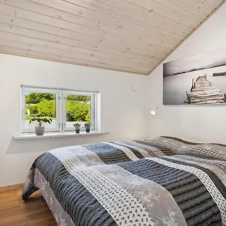 Awesome In Juelsminde With Kitchen Holiday home *