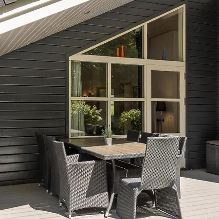 Awesome In Juelsminde With Kitchen בית נופש Sonderby (Midtjylland)