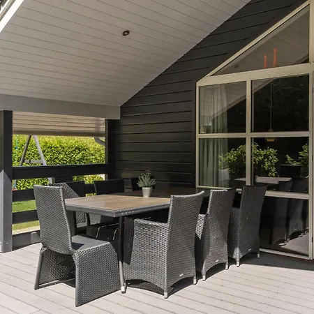 Awesome In Juelsminde With Kitchen בית נופש Sonderby (Midtjylland)