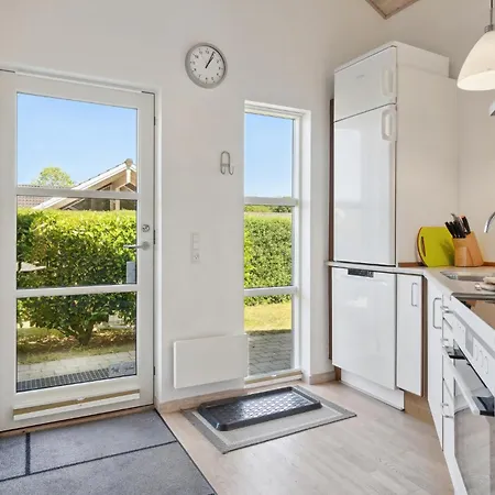 Awesome In Juelsminde With Kitchen * Sønderby